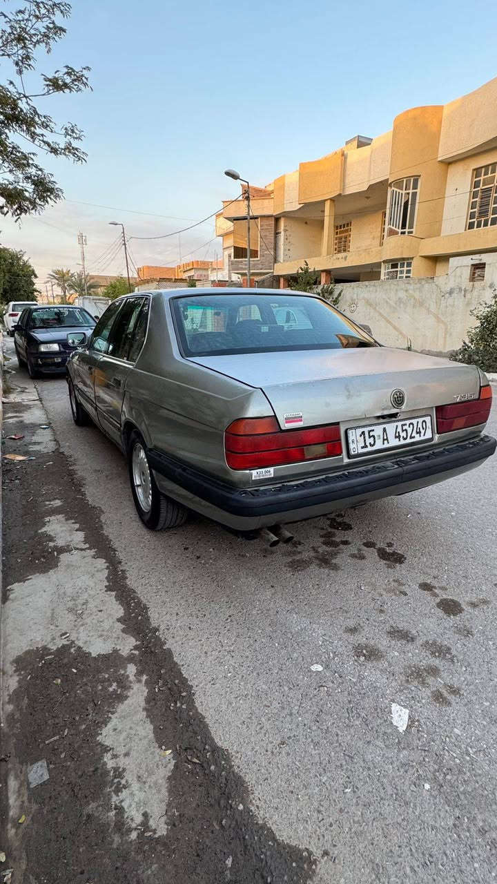 وارد ياباني
BMW 735 🚗 موديل 1988 📅
سنويه باسمي سقطت بشهر ال 11 2025 ✅
رقم انبار الجديد الدولي السياره ضربتها الجاملغ الخلفي عكس السايق 
السياره بيها جراد لكن مابيها خويس 
غرفتها نضيفه كير ومكينه ع الفحص 
حماوتها صيف شته نص ثابته ❄️🔥

نقوصاتها :-
البنكه مال تبريد واكفه واشتريتلها بنكه بس ما شديتها 🔧
وتبريدها بالصيف ثلج يعني الكمبريسر سليم وكلشي مابي ولا يفصل ولا يبوخ 
الفلنجات الاماميه ينرادلها تصفير
صدرها الامامي نص عمر 
تايرات الاماميه زوج جديده 
الكهربائيات مالتها شغاله 
رايدها بـ 33 وبيها مجال بسيط 
مكاني انبار الفلوجه 📍📱
للاستفسار ***********📞
