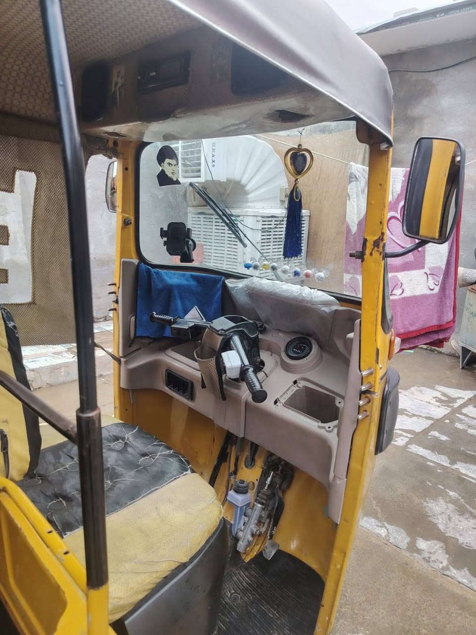 سلام عليكم تكتك للبيع تكتك 21 رقم سنويه 
*********** موجود بس واتساب
