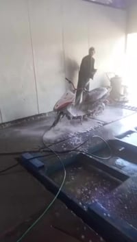 دراجه ماكس مستعجل على بيعته 300 بغداد الجديده عطله جبنه مستعجل على بيع...