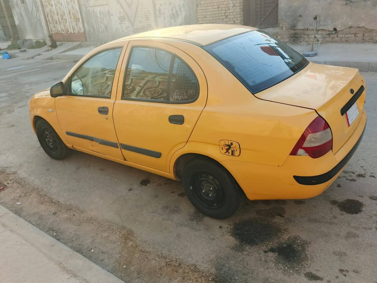 سلام عليكم طيبه مديل 15 بيه بس جاملق مبدل والباقي مكفول السياره عوزه ترتيب قليل كير ومحرك كفاله تبريد بس الرتيترر طاك والباقي كله شغال السعر 28 وعشرين ***********
