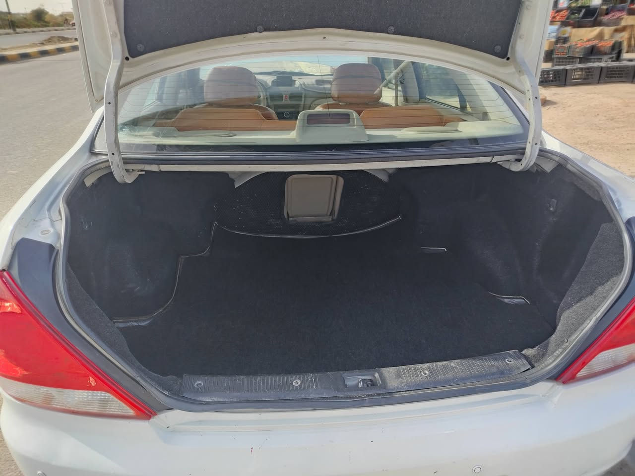 سلام عليكم سياره سني ياباني محرك اسود وبأسمي تحويل ثاني يوم للبيع العنوان الفلوجه الصقلاوية ***********
***********
