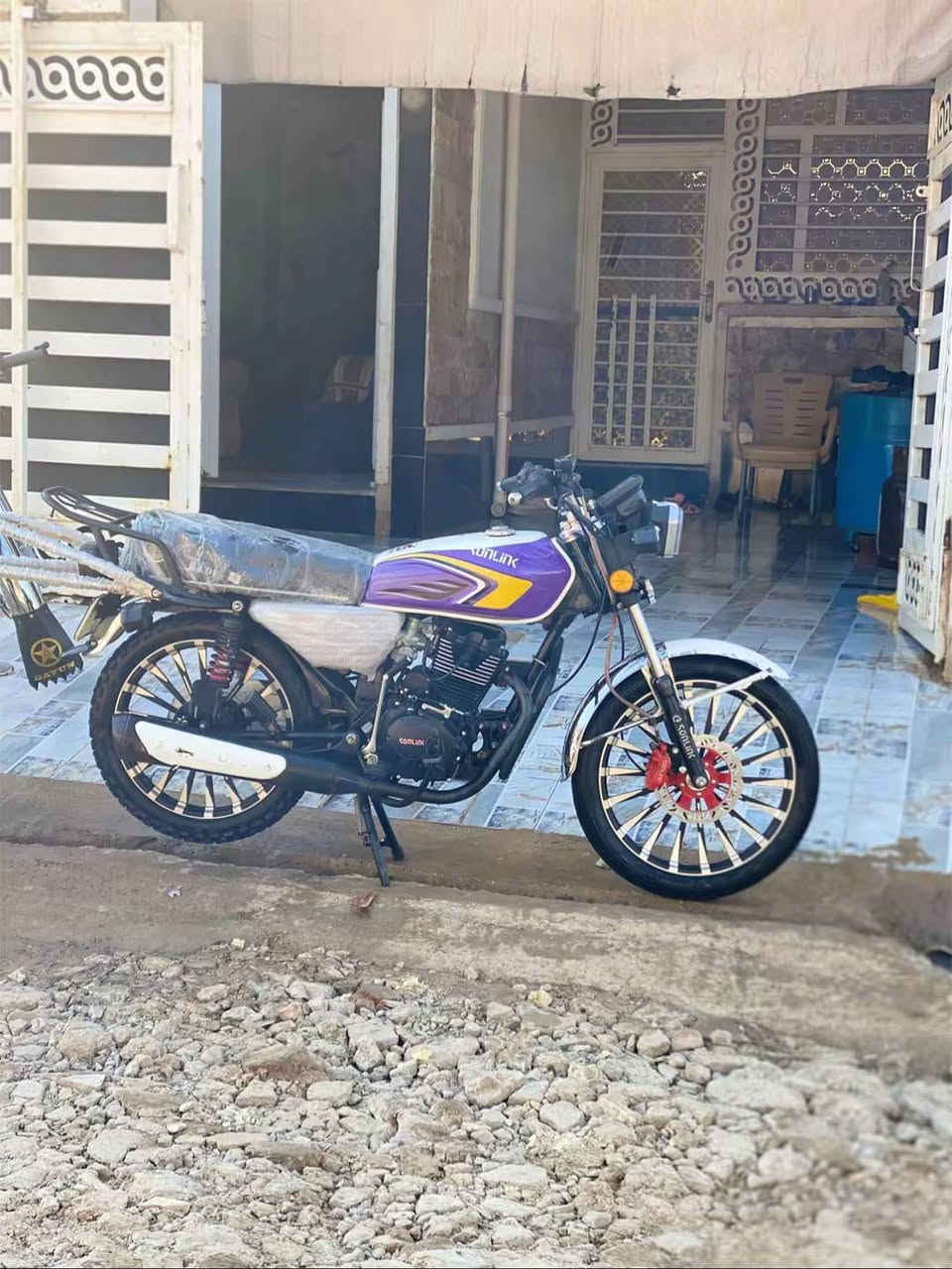 سيفان 25  السعر 750. للاتصال ***********
