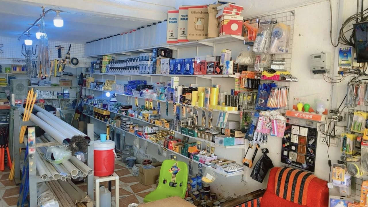 السلام عليكم محل كامل ابورمانه مقابل جامع بيت مخيلف سبب البيع عدم التفرغ طول المحل 11العرض4 التفاصيل اتصل وسهله***********أبو مهدي الدراجي
