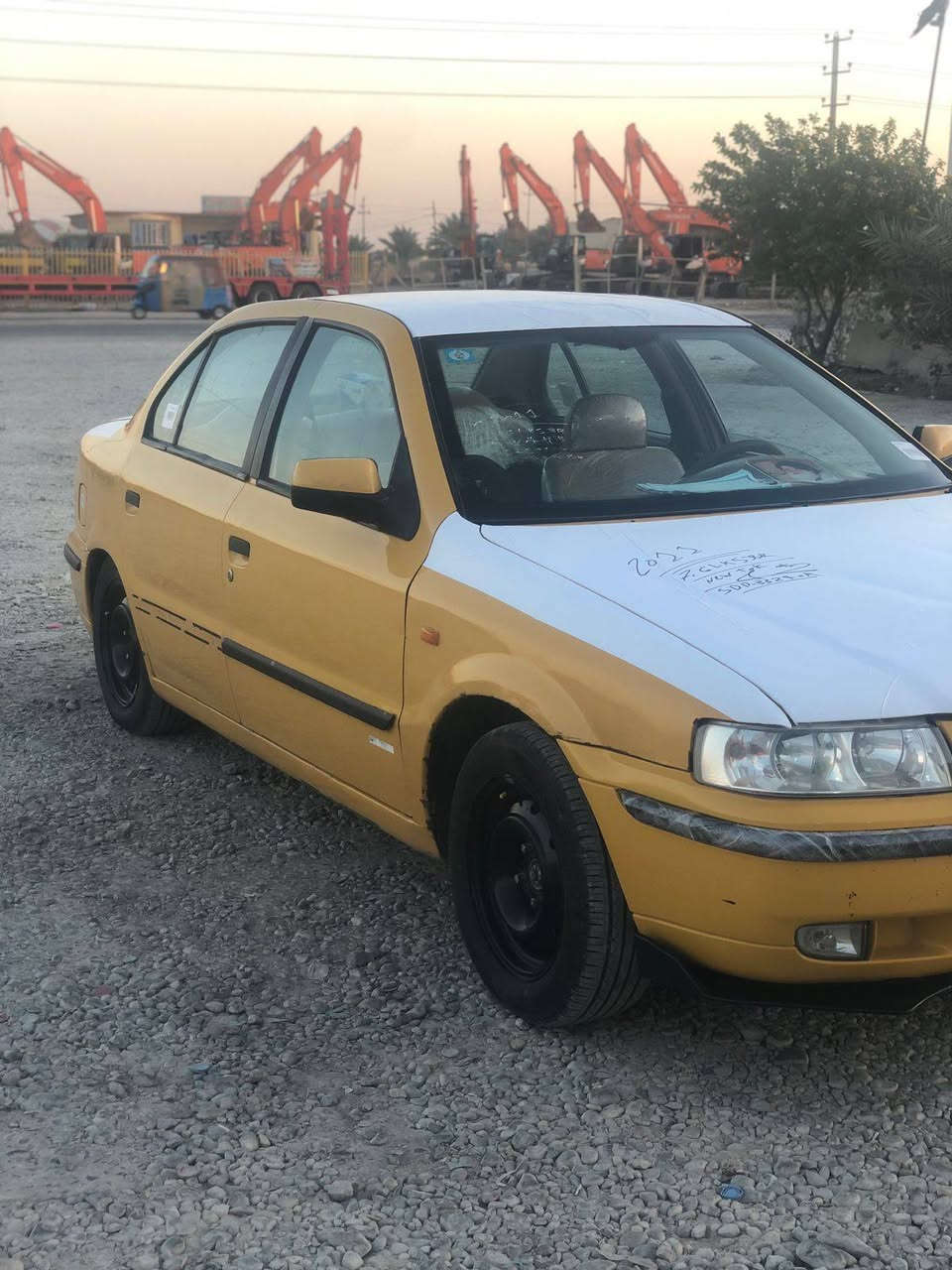 السلام عليكم
سمند 2011للبيع
سياره جاهزه بيها البنيد طاير ومبدل تخم تاير جديد حداديه اماميه جديده كهربائيات كلها شغاله تبريد شغال رقم واسط الانگليزي مميز بأسمي مصفره هيئه وغرامات
السعر 35ورقه وبيها مجال
للاستفسار
***********
