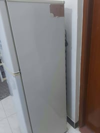 ثلاجة • نظيفة • الكوت الهورة