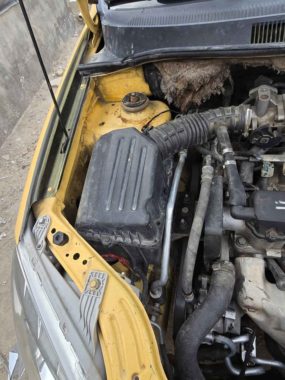 سلام عليكم سياره افيو للبيع مديل 2010 مكينه كَير وحداديه حلوات تخم تاير مصبوغه حزام للجمليه هيه أصله صفره سنويه لل28 العنوان
نجف 50 وبيها مجال للشراي ***********
