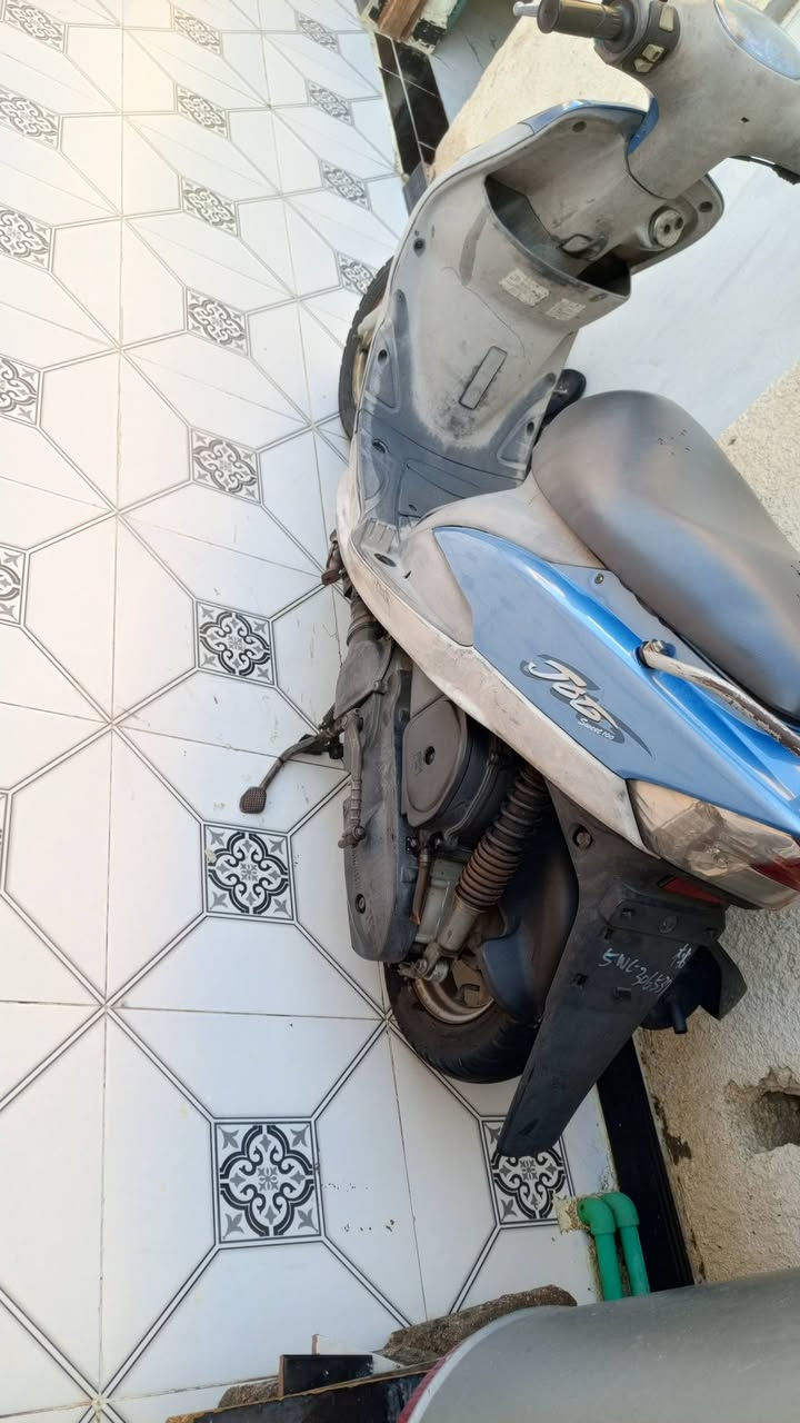 للبيع ماكس منغولي بآلة صارلهة اشهر من طلعت من الحاوية  800 وبيهة مجال والشراي بي خير ويدلل ***********
