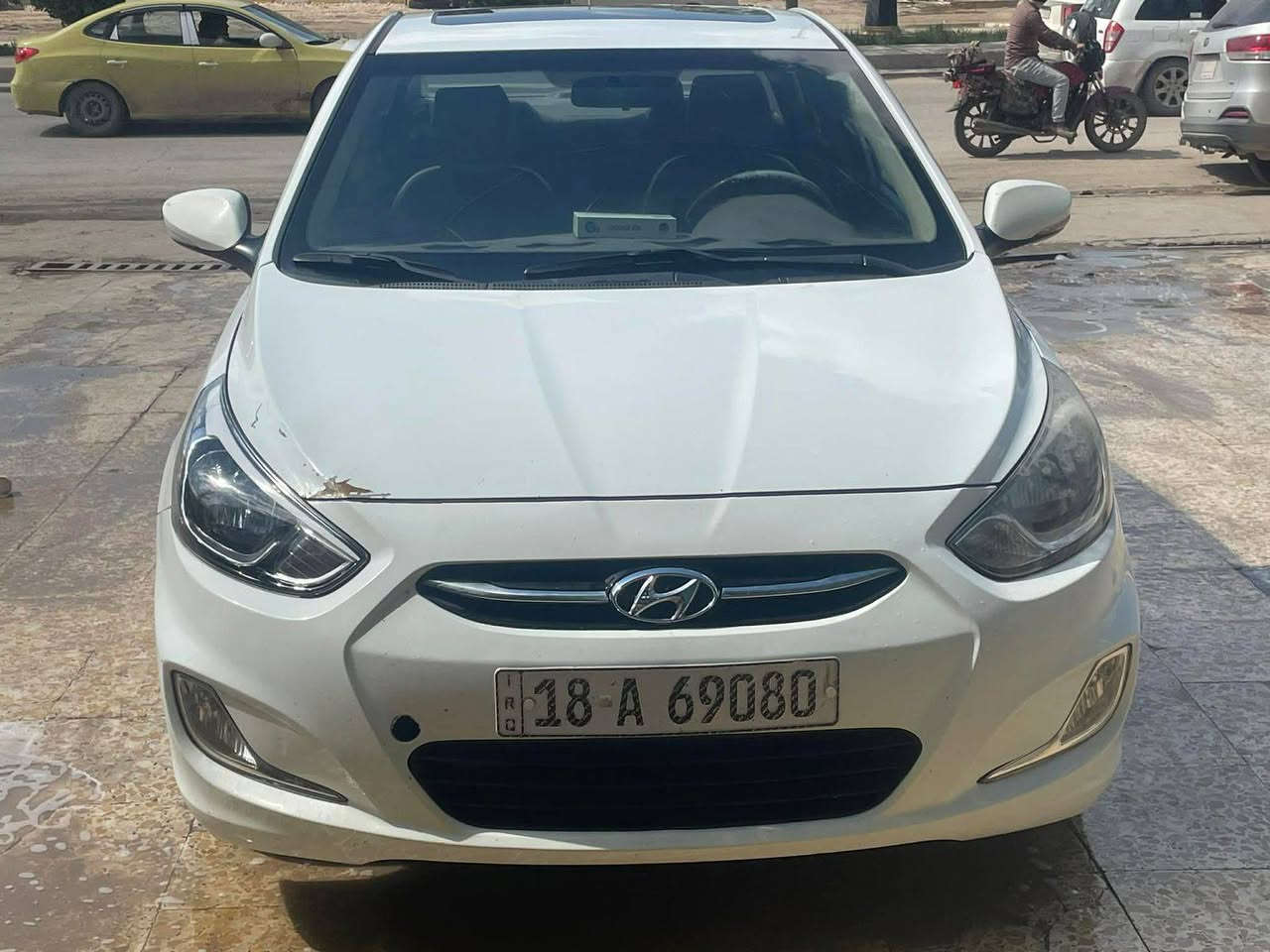 السلام عليكم 
اكسنت موديل ٢١٠٤ خصوصي ابيض اللون
 رقم بابل انكليزي سنويه ل ٢٠٢٩ بأسمي
 تخم تاير جديد وباتري جديد 
نقص تبريد فقط
وبيها بارد بحافة البنيد وقبق الجنطة مثل مامبين بالصور 
السعر .... 95$ وبيها مجال 
للاستفسار الاتصال على الرقم 
***********
