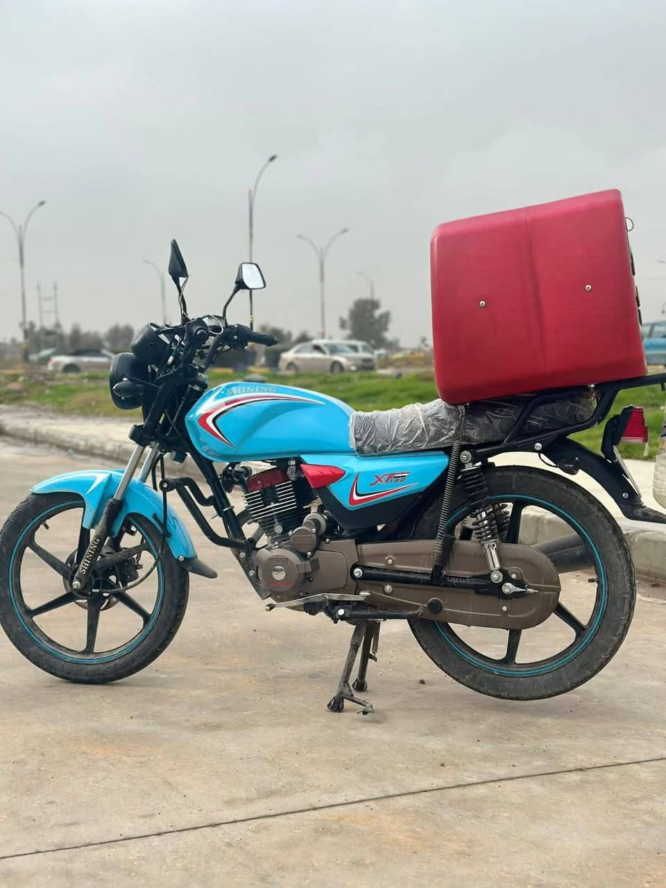 🔴شاينك لوان ازرك 🔴
دراجه للبيع 📍

✔️دراجه شاينك لوان ازرك 
✔️ مرقمه رقم نينوى لوحات انكليزي
✔️ثاني يوم احوال محرك 150
بعد الماطور بأسم الشركه
ماشي 5000
✔️كفاله عامه من كير مكينه شاصي 
✔️دراجه نضيف كامله مكمله
✔️ دهن ابداله امزويل 1/1 دراجه 
✔️موديل 2023
✔️كهربائيات كلها شغاله فول الفول
✔️مابيه اي نقص
✔️ماطور جاهزه
✔️السعر مليون 950
وبي مجال شي بسيط 

***********
