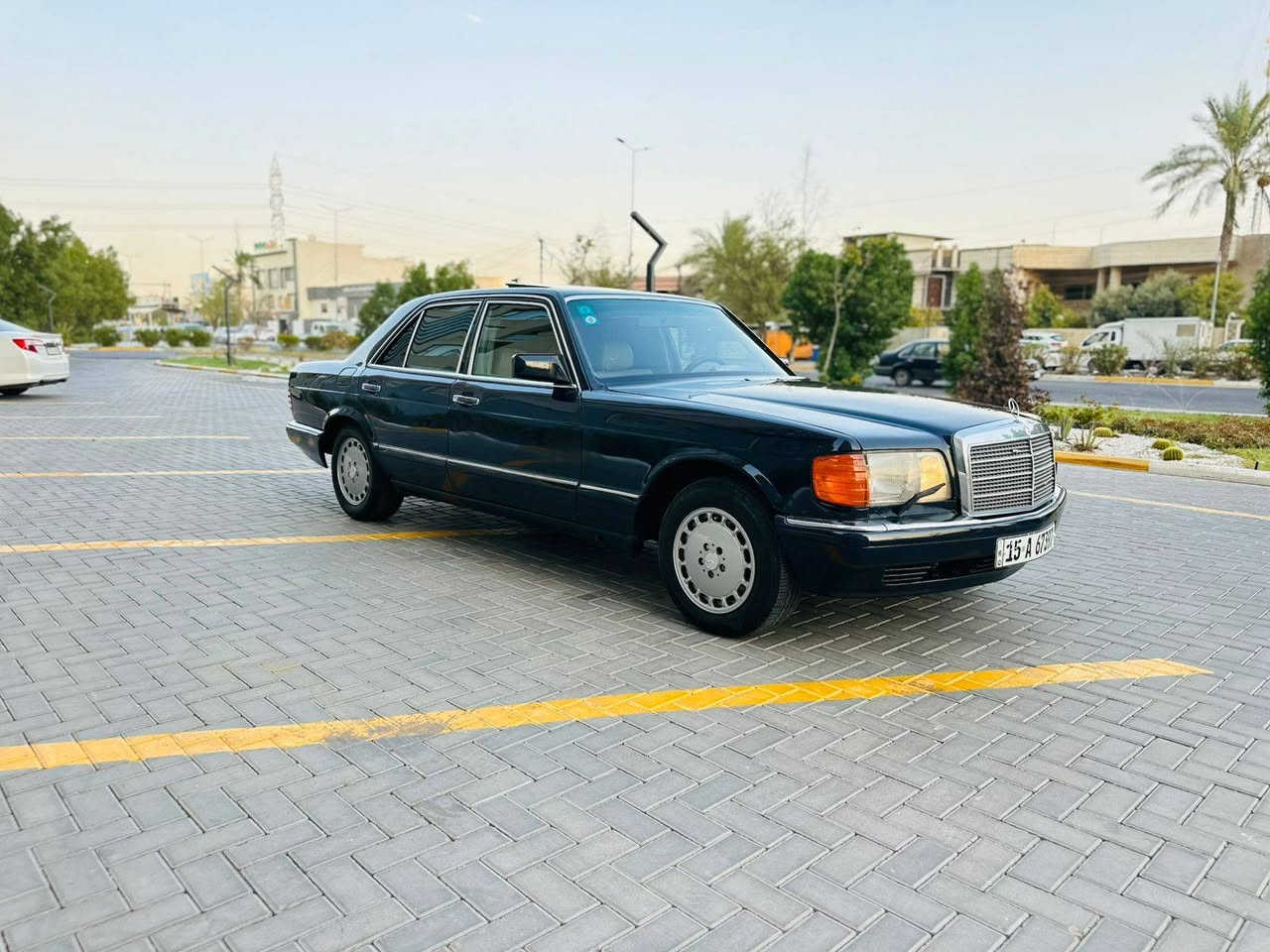 السلام عليكم
مارسدس بنز 300
موديل 1991
محرك كير كفالة واصل بلاد
صدر تخم تاير زيرو جديد رقم انبار بأسمي انكليزي
   ***********. عنوان بغداد الغزالية
