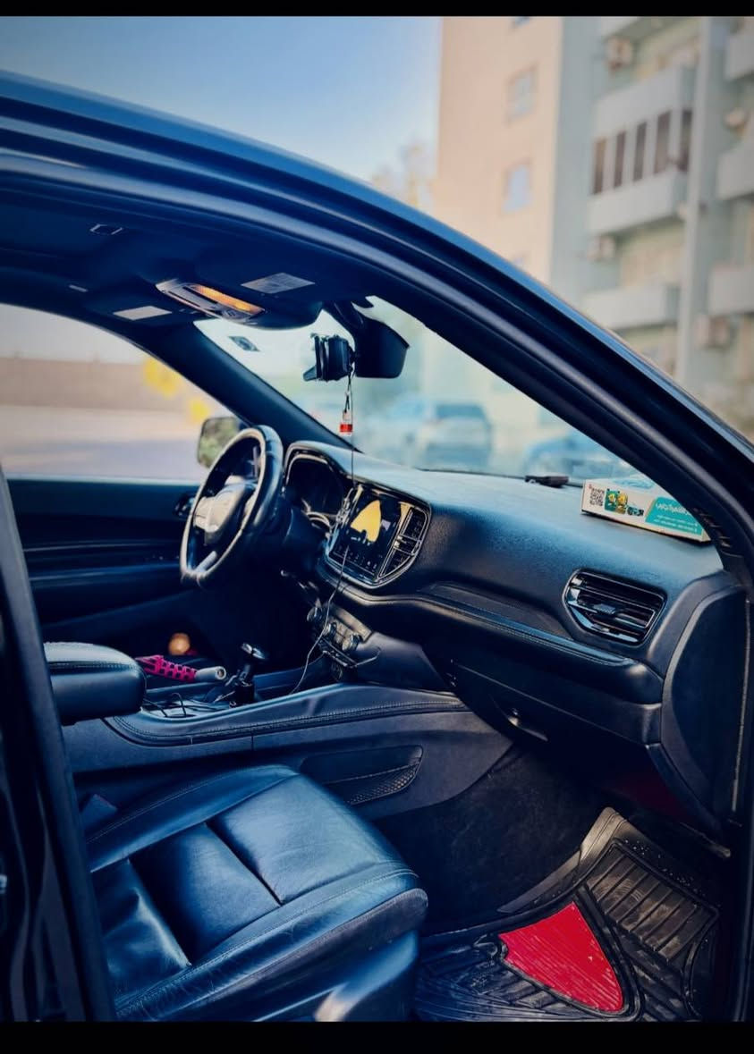 للبيع دوج دورانكو GT 2021☠️
فول مواصفات : فتحه سقف 
                      كشنات جلد
                      رادار خلفي
                     انضمه قيادة eco و رياضي
                       كشنات ٧ متصل 
  الحادث : جاملغين المامي وبنيد مكفوله من الغود و الشواصي
كير ومحرك مكفولات كفالة عامه
             السعر : 235$ وقابل للتفاوض 
الرقم الهاتف للتواصل :***********     
ومتواجد على الفيس بوك
