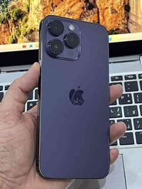 14 برو ماكس  ذاكره 256  نموذج M تك سيم  بطاريه 95  شرط نورمال حاسبه  ن...