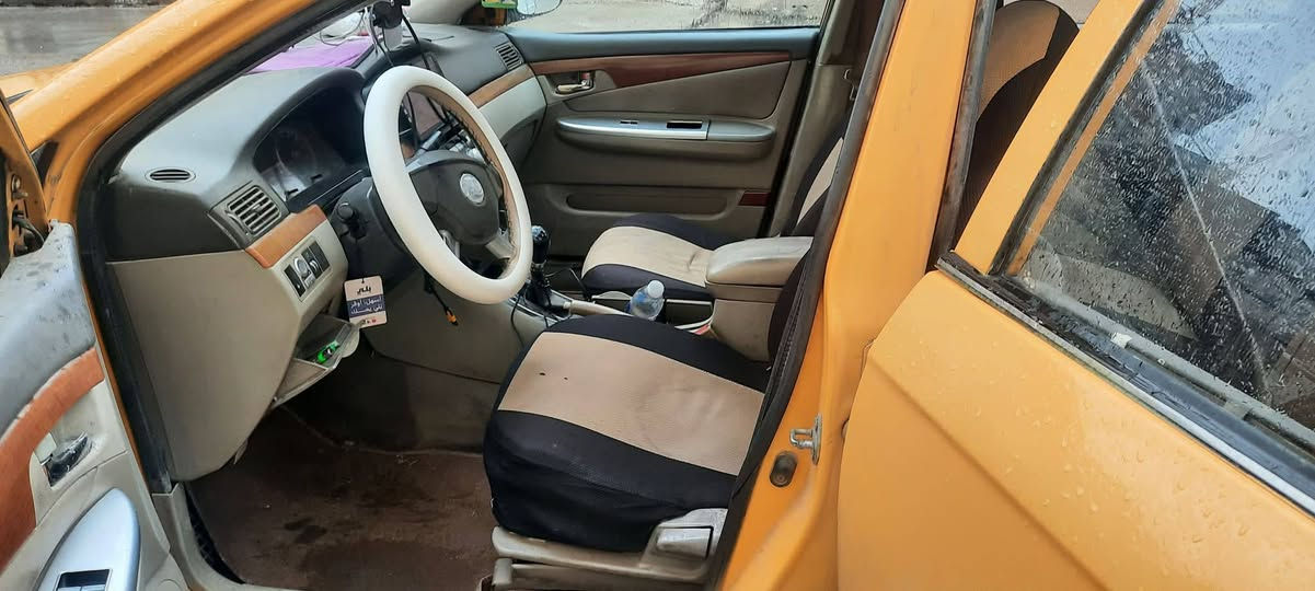 ليفان  620 موديل 2013
صاحبها بالموصل تحويل فقط 
تكسي كير شرط 
محرك كورلا شرط 
سياره بوجهك للشارع
هيئه وغرامات تأخذها مصفره 
طالب عليها ٤٠ ورقه وبيها مجال 
للتواصل الخاص مفتوح


**إذا كنت صاحب هذا الإعلان وتريد حذفه لأي سبب، رجاءا أرسل رسالة إلى الدعم الفني**