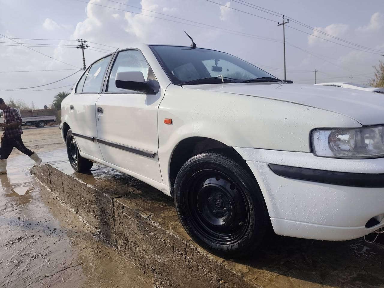 بيع او مراوس بتكسي موديل 2010 كربلاء مكانها الديوانية السعر 32 ورقة تبريد ثلج حدادية فول
كير ومكية ع الشرط 
بدي مطخطخ ومصلح 
تواصل ***********
