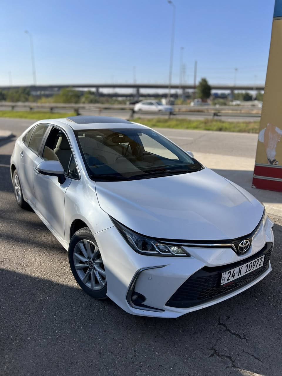 كورلا 2023
خليجي ساز 
مواصفات
فتحة 
بصمة 
داخل بيجي 
شاشة تحكم ستيرن 
كامرة حساس امامي خلفي 
سيارة انطخت بيدي صار بيها تبديل باب خلفي نفس لون مطابق 100% ونصبغ بيها جاملغ خلفي 
ماشية 52 الف 
سعرها 168 ورقة وبيها مجال بسيط 
مكاني بغداد حي الجامعة او الكريعات
***********
