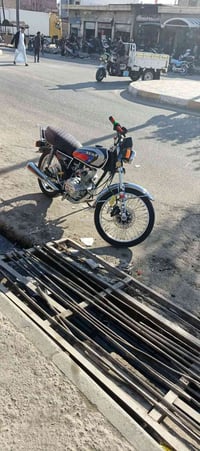 دراجه لبيع موديل 23نامه كله شغاله وراق صولي سعر 950وبيه مجال شراي يخاب...
