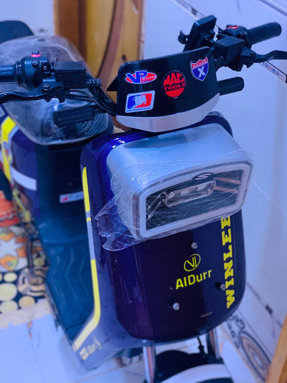 سلام عليكم.  دراجه R7 نضيفه بطاريات كبار 32 مكفوله السعر 400رقم*********** عنوان بصره قبله البصرة, العراق
