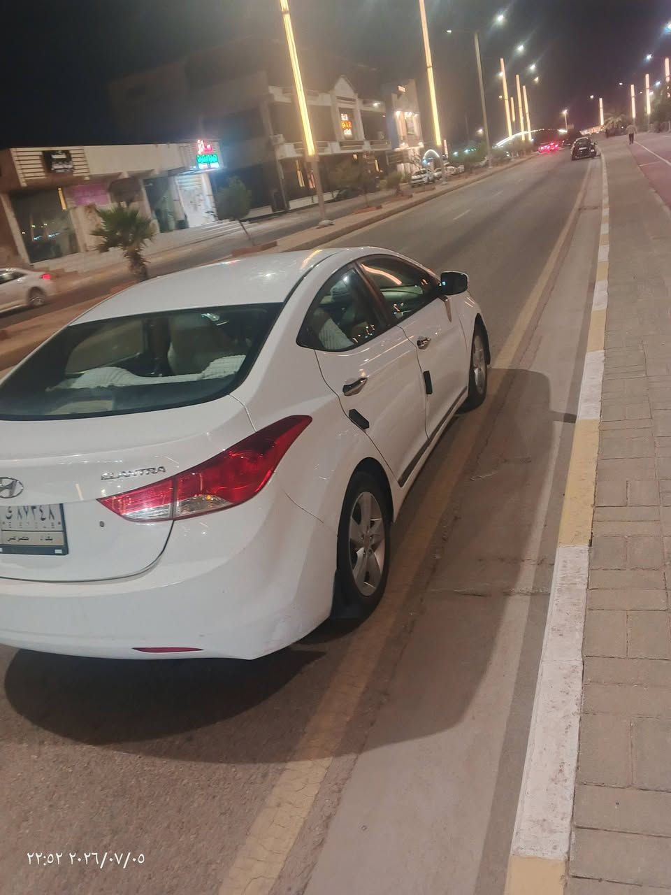 السلام عليكم النتره خليجي موديل 13 بيه 4قطع صبق بدون دواخل سياره جديده وجاهزه السعر شده وبيه مجال ***********
