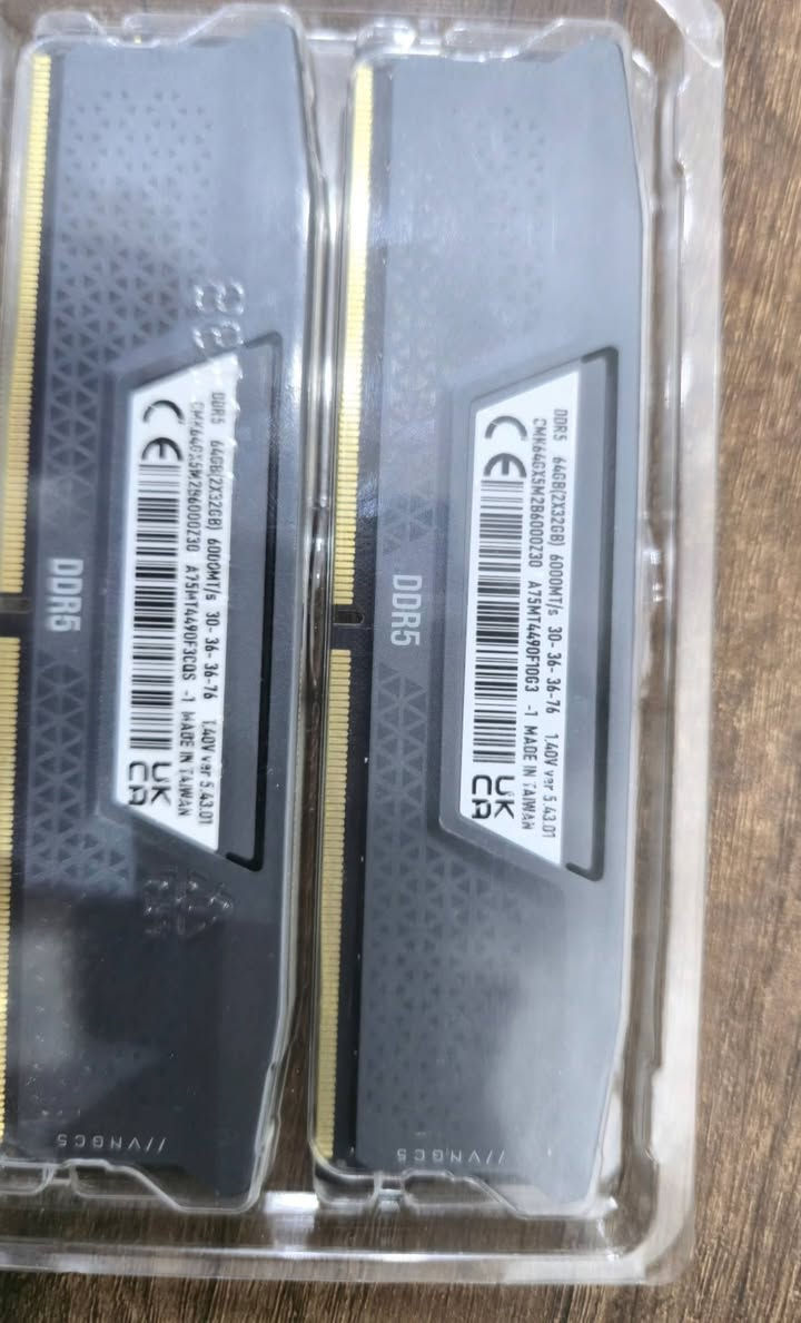 السلام عليكم
معالج
I5 14400 Box
مع المبرد الستوك
سعره 225 الف
I5 14400f Box
مع المبرد الستوك
سعره 200 الف
رامات 
Corsiar Vengeance (64Gb) 6000mz 
Cl30
ركز بالتوقيت 
سعره 650 الف 
موجود توصيل


**إذا كنت صاحب هذا الإعلان وتريد حذفه لأي سبب، رجاءا أرسل رسالة إلى الدعم الفني**