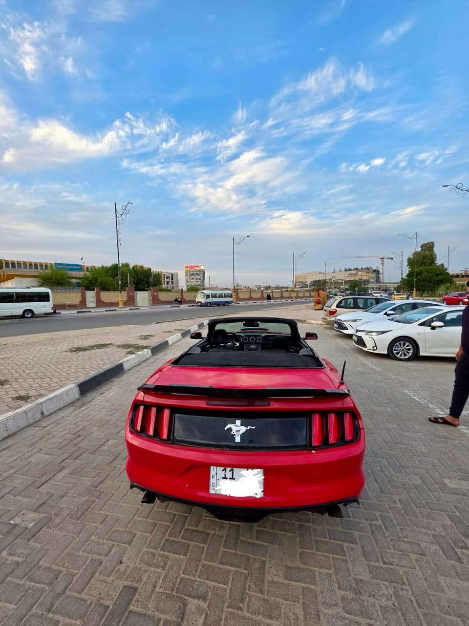 موستنك ٢٠١٥ رقم بغداد بسمي 
مكينه كير حداديه تبريد كفاله 
جاهزه مابيها نقص جاهزه 
بيها قطع صبغ  ابيع احزام هيه مو حزام 
هذا رقمي 
*********** كربلاء, العراق
