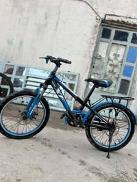 دراجات • الأحمر 40 • الأزرق 35