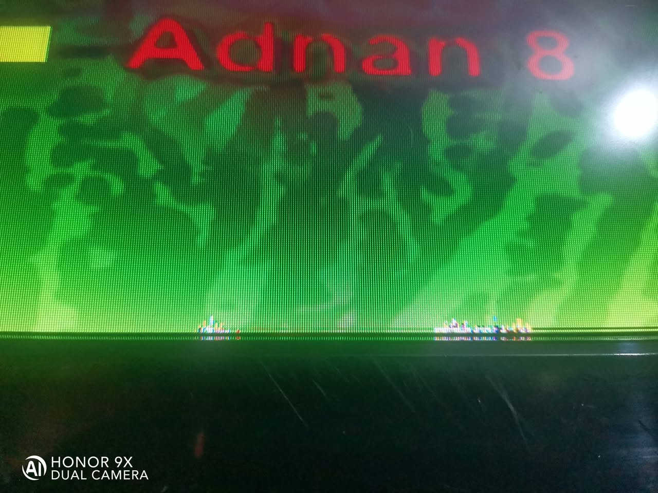 شاشه LG  حجم 24
بيها حطوط صغيره واظح بل المنشور
السعر 20 فقل بغداد الامين ماندي توصيل ***********
