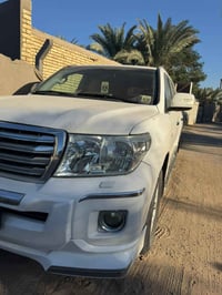 لاندكروزر • ٢٠١٠ • كير عادي