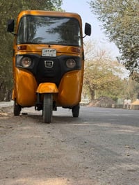 تكتك 22 رقم وسنويه بيهها لغدين من صفحه بطاين معمره مال جاملق مبدله بوش...