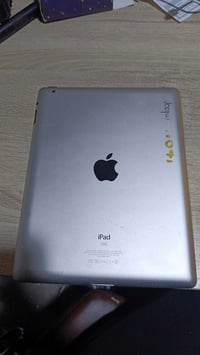 ايباد • شغال • بحالة جيدة