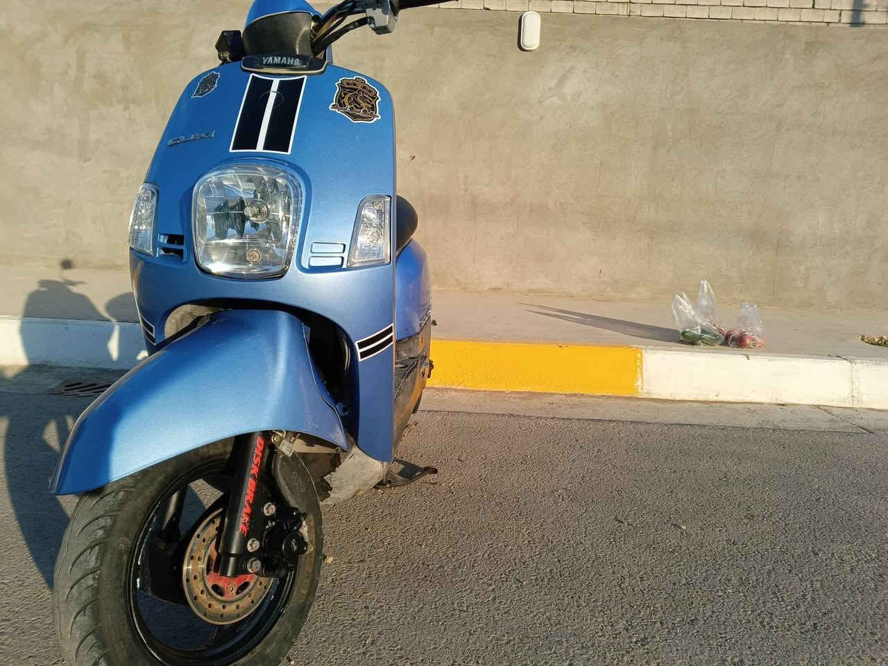 ماكس بوليسي كابريتر مكينه مكفولة ممدود عليهه اسبانه وكفرات جديدة مختمه كهربائيات كولهه مكفولة دراجة جديدة وخير من الله دبلات جدد رايدهة ب750 وبيهه مجال حك الجية مكاني ديالى الشراي يتصل ***********
