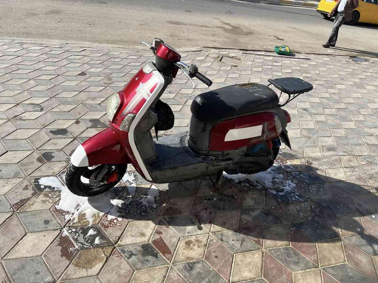 سلام عليكم بوليسي لبيع 50 بلاد مامفتوحه شرط فحص دراجه حاويه سعر خاص رقمي ***********
