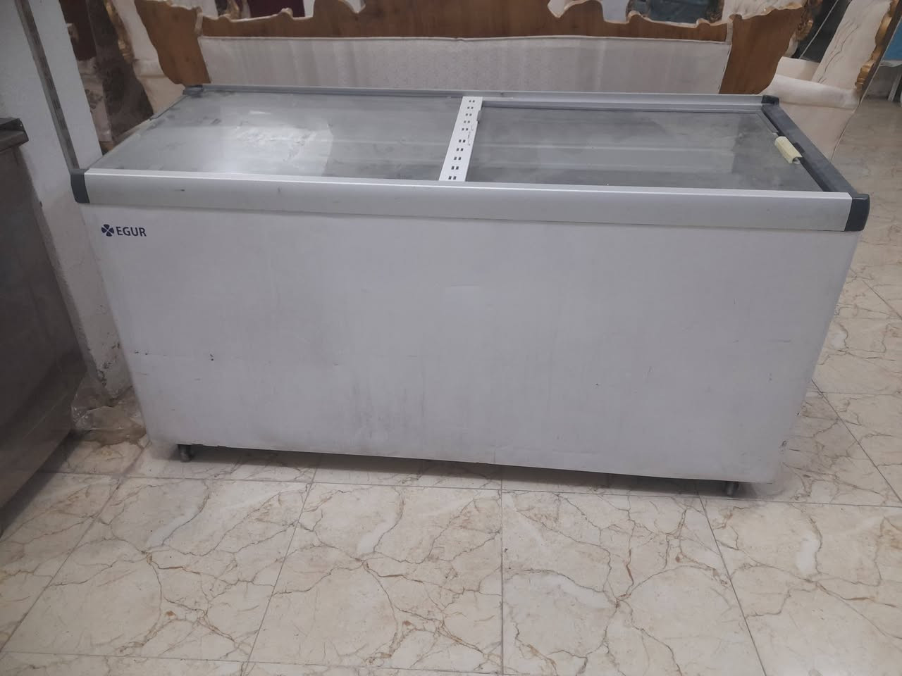 ثلاجات باله درجه اولى وماركه على الشغل ولنضافه )   واسط قضاء الزبيديه مقابيل المتنزه الكبير(على النهران مجمع السلطانه)***********/***********(ومن الله التوفيق)(أوقات العمل  من ٨صباحآ الى ال١١مسائآ ) وبخدمت الزبون ما يطلع من المجمع اله هوه راضي علينه
