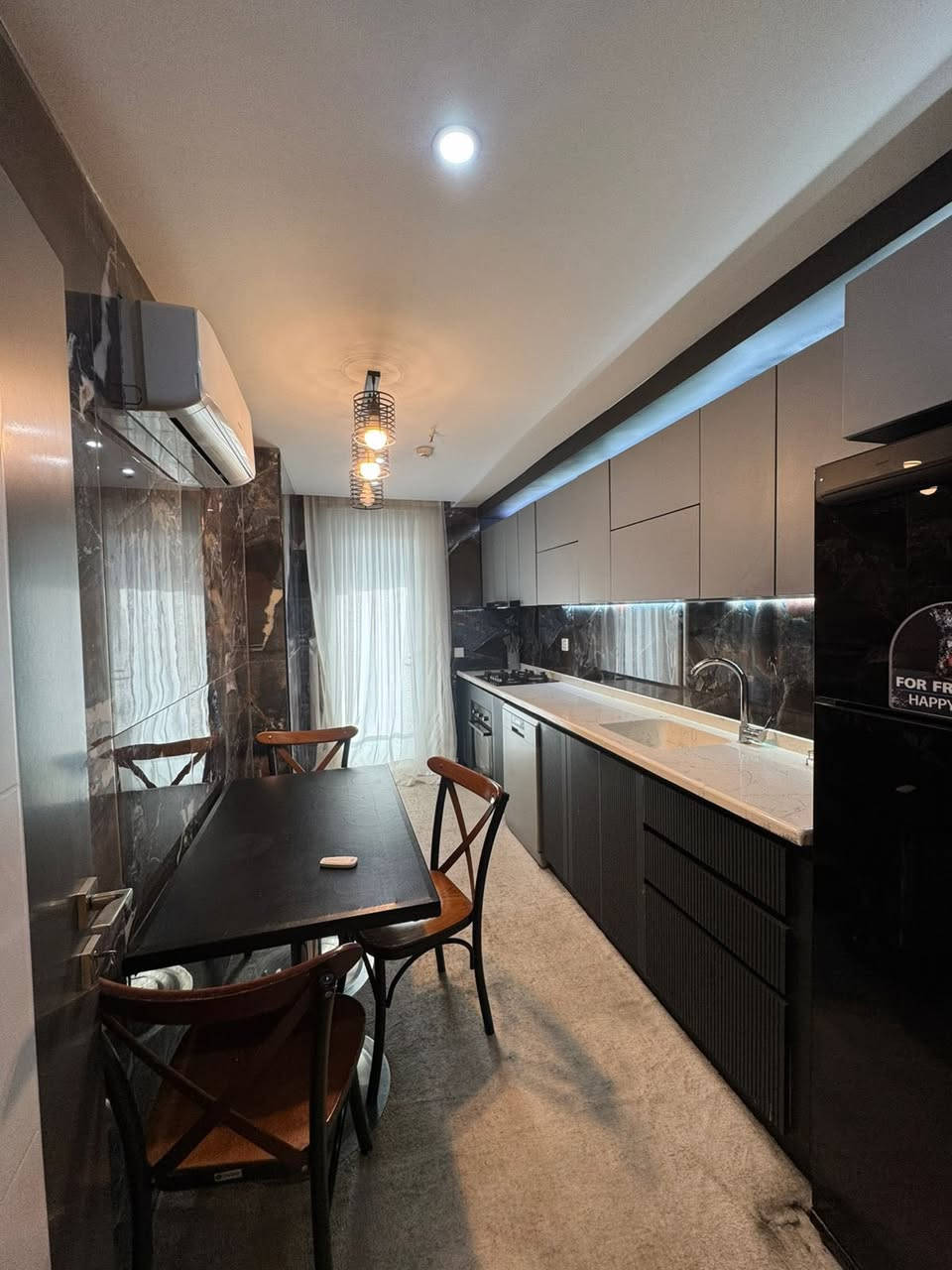 ‏شقة للإيجار في أربيل
‏مجمع سكني لايف تاورز
‏داخل مربع الذهبي 
‏شقة ثلاث غرفة وصالة
‏مؤسسة بالكامل Vip 
‏مساحتها 173 متر 
‏طابق 10 
‏للاستفسار أكثر على ال WhatsApp 
***********
***********
