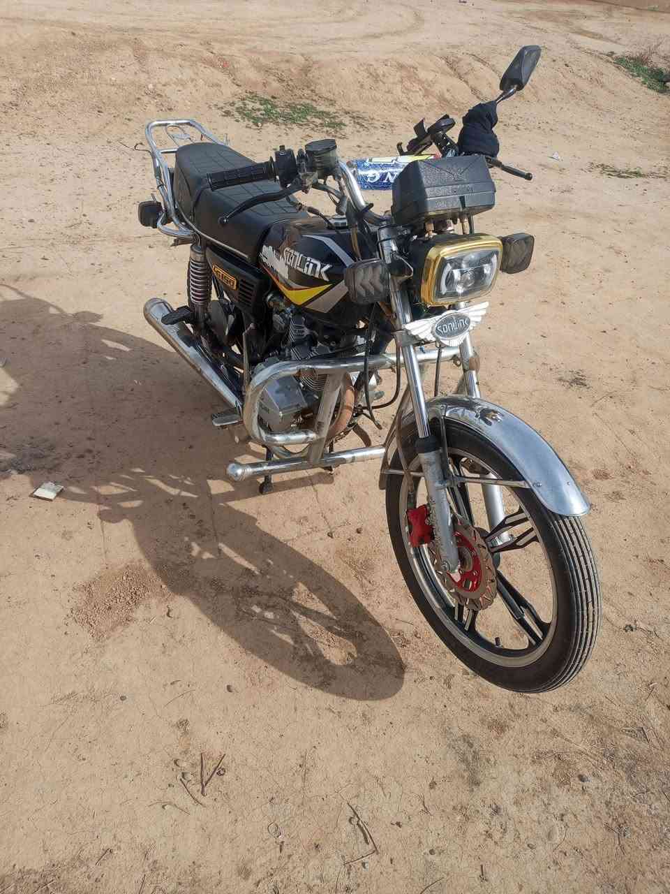 للبيع ماطور سيفان 2023 السعر 500 وبي مجال
***********
