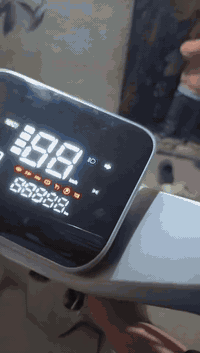 السلام عليكم
اني عندي درجة شحن جديد ماصاره شهر من أخذته اريد ابيعه او  عنده كفراته مال درجة اتصل على الأرقام
***********
***********
واتساب
