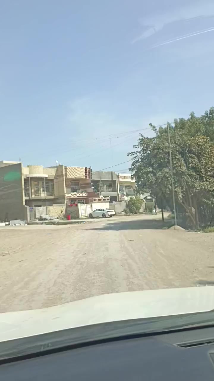 ابوغريب خرنابات دار 100 م بيت بلوك ينسكن او يتاجر استمار لليشتريه واجه 5 نزال 20 
طابوصرف وسعره جدا مناسب سعر بالفديو
مكتب ابوسيف الفهداوي 
*********** واتساب 
*********** كورك
