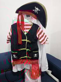 ازيا تنكرية ٣٥٠٠ ثلاثة ونص  07713100222