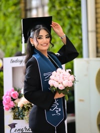 من تصوير التخرج 2026  للحجز مراسلة الصفحه  أو الاتصال 07709215778