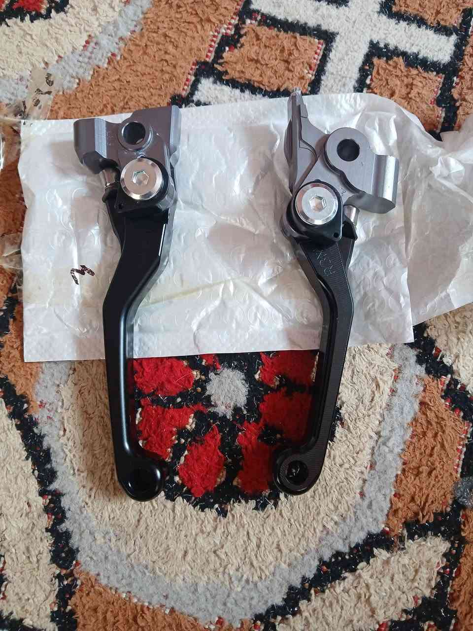 غراض دراجة للبيع مراسله على رقم ***********
