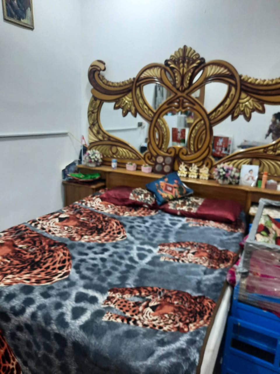 غرفه نوم للبيع جديده مابيها شخط نضيفه كلش طابق واحد

مكانها كوت حي الحكيم قرب افران العلم من جهة معمل الاوكسجين

سعرها ٣٠٠ بيها مجال بسيط


**إذا كنت صاحب هذا الإعلان وتريد حذفه لأي سبب، رجاءا أرسل رسالة إلى الدعم الفني**