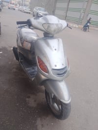 يالله سلام عليكم اكزز للبيع طالعه قبل 2شهر مكفوله 07885531778