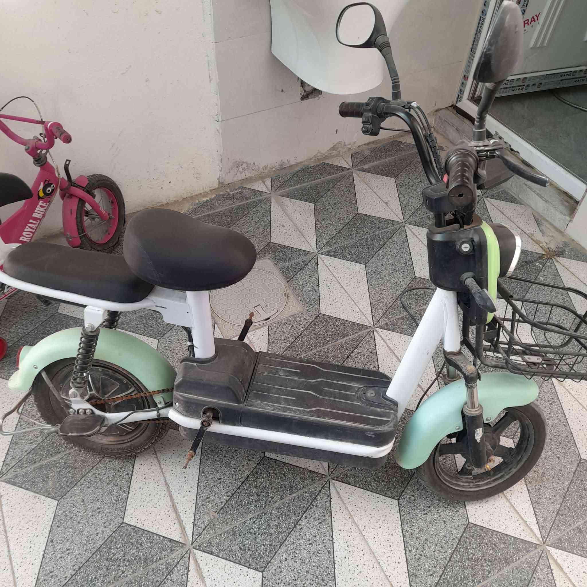 سلام عليكم
دراجه شحن للبيع على الفحص بطاريات🔋 على فحص
نضيفه السعر 250 وبيها مجال
***********
