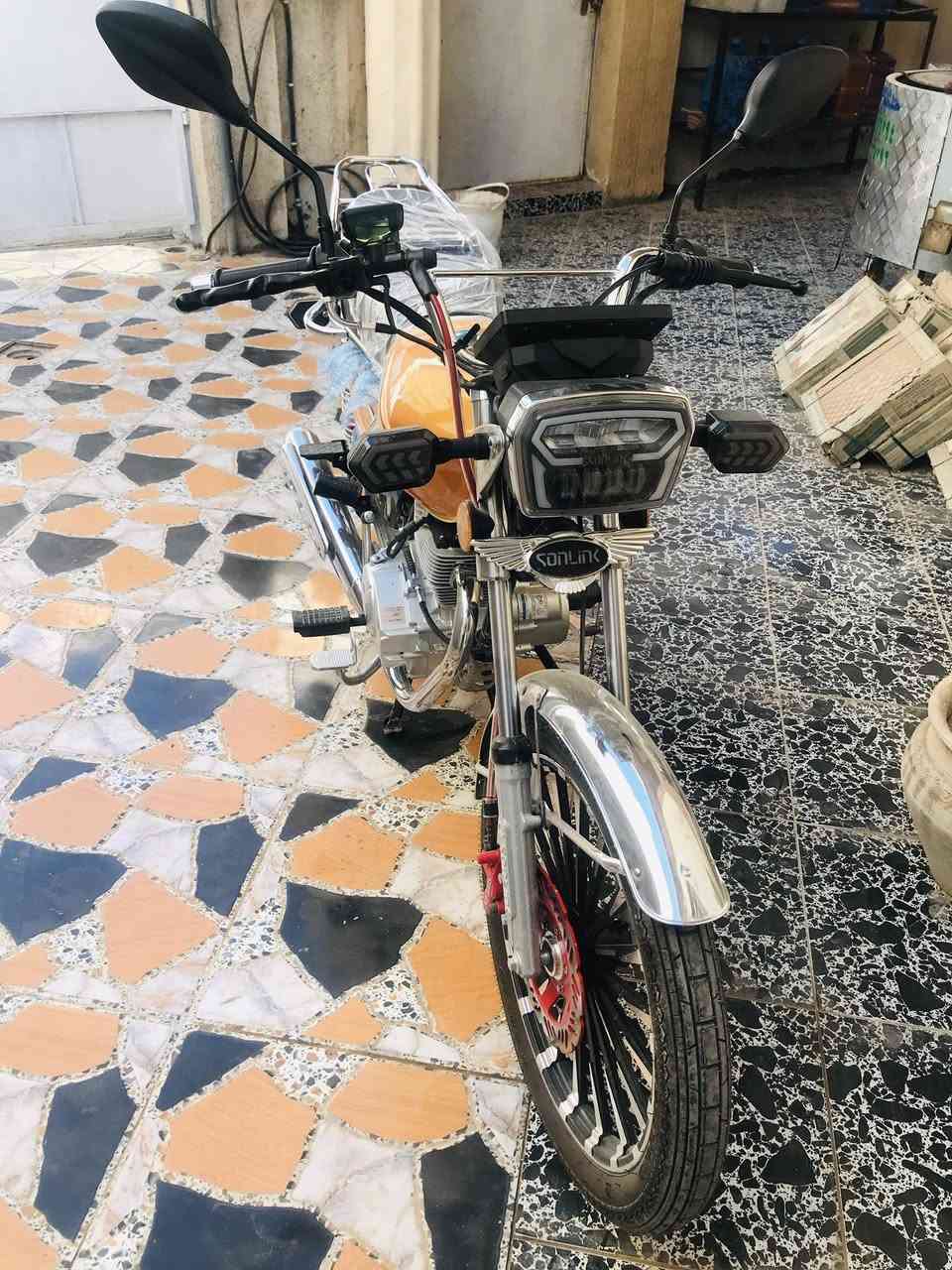 السلام عليكم
دراجة سونك (سيفان) 2025 بدون اوراق 
ماشية 53 كيلو 
السعر 975 الف بيها مجال 
بعقوبة


**إذا كنت صاحب هذا الإعلان وتريد حذفه لأي سبب، رجاءا أرسل رسالة إلى الدعم الفني**