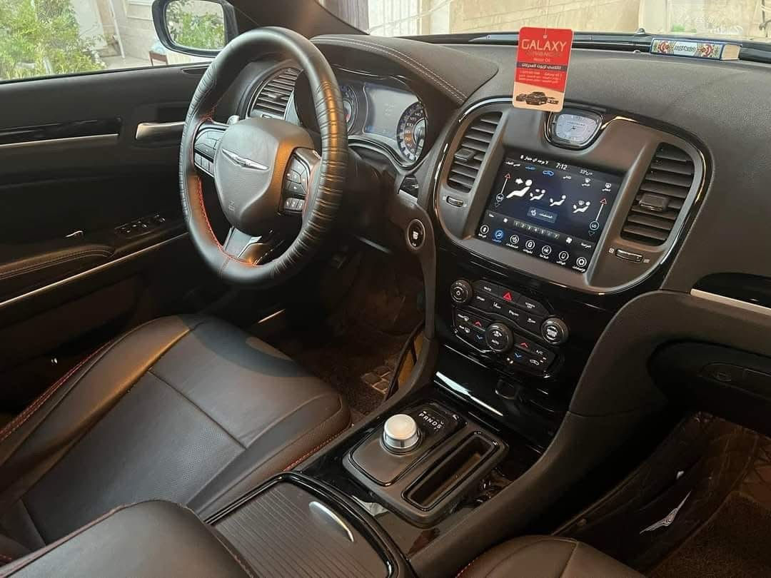 كرايسلر 300S 🤍
الموديل : 2022  . (خليجي) . 💯

العداد :  10000 كيلو متر

المحرك : V6 . 3.6L . 

الضمان : 3 سنوات او 60 الف كيلو متر . 

السيارة اربيل تحويل مباشر 

 

المواصفات :

* الواجهة الأمامية SRT. 

* پانوراما . 

* رادار امامي مع مانع تصادم . 

* نقطة عمياء . 

* حساسات امامية . 

* مصابيح امامية زنون مع LED . 

* ويل قياس 20 أنج . 

* حساسات خلفية . 

* بردة خلفية كهربائية . 

* شاشه كبيرة مع نظام ملاحة نفكيشن GPS .

* سستم صوت الپاين مع سماعات بريميوم .

* مقصورة الركاب من الجلد الفاخر .  

* مقاعد أمامية كهربائية عدد 2 . 

* ذاكرة لحفظ وضعيات الجلوس (ميموري) . 

* مقاعد أمامية تبريد وتدفئة . 

* مقاعد خلفية تدفئة . 

* تشغيل عن بعد . 

* ستيرن كهربائي . 

* تدفئة ستيرن . 

* محدد سرعة . 

* تلفون بلوتوث . 

* كاميرا خلفية .

* مرايا متحسسة للاضاءة العالية .

* كير شفتر بالستيرن . 

* دخول ذكي (بصمة) .

 

مكان السيارة النجف

 

تفاصيل اكثر ع خاص 🥇

***********

@
