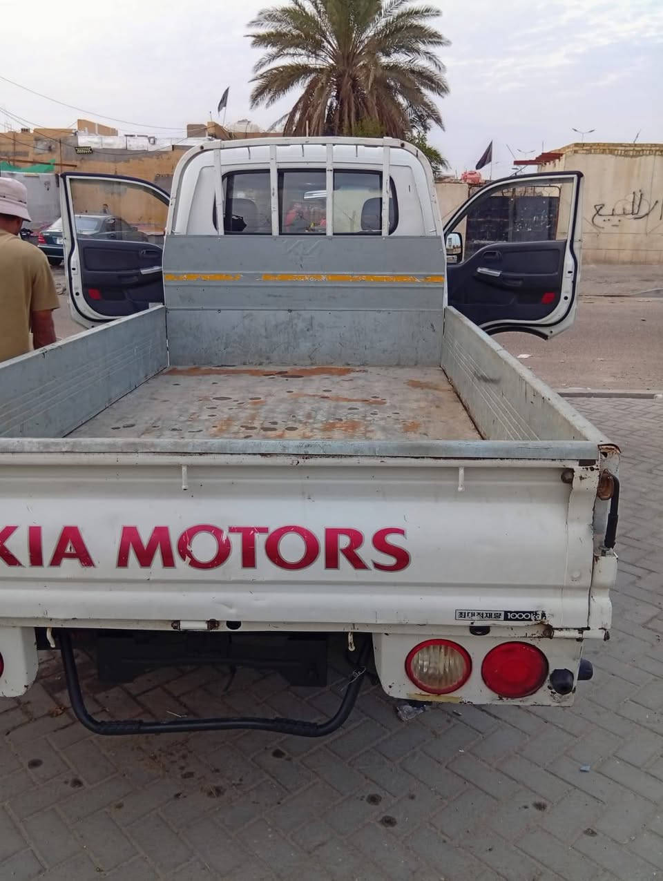 السلام عليكم كيا بنكو نثيه للبيع رقم اربيل دخول جديد سياره متومه حصه كاز بكل مكان مديل ٢٠١٨ وسنويه تنتهي ٢٠٣٠ مكان البصره الاستفسار اتصال *********** واتس اب ما عندي وسعر سياره  ٦٥ وبيها مجال قليل ومو شراي لا يتعبني رجاء
