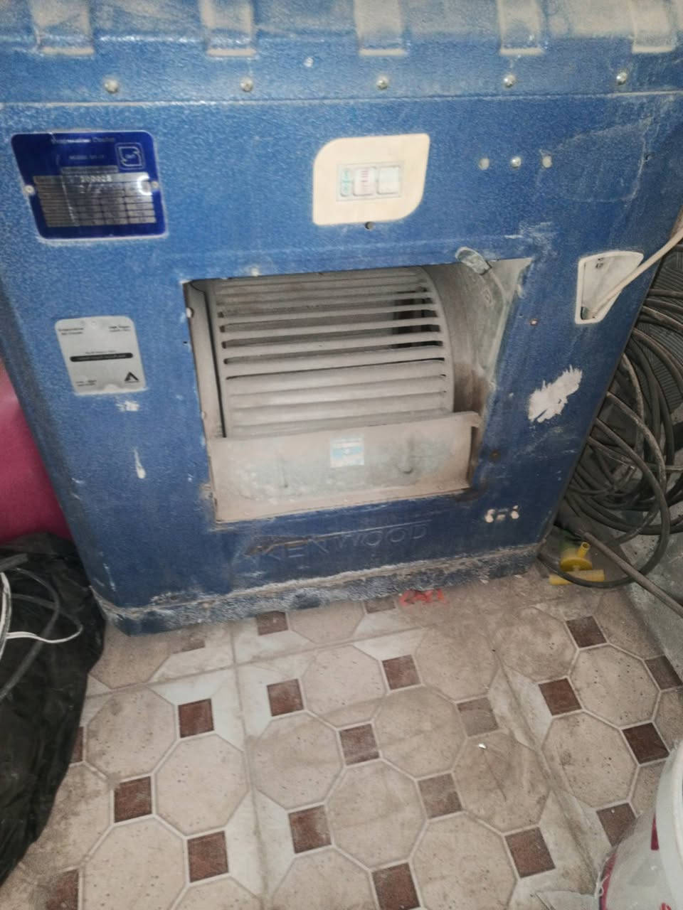 ***********
قيم واخذ شراي واتساب 
عنوان بغداد الحريه
