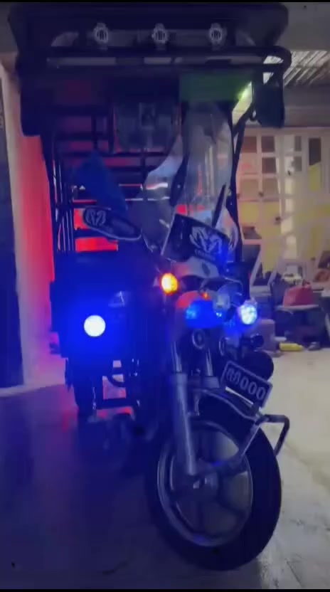 السلام عليكم ستوته صقر موديل ٢٣ كفاله مكاني بغداد العبيدي 
‏‪0773 703 3012‬‏
