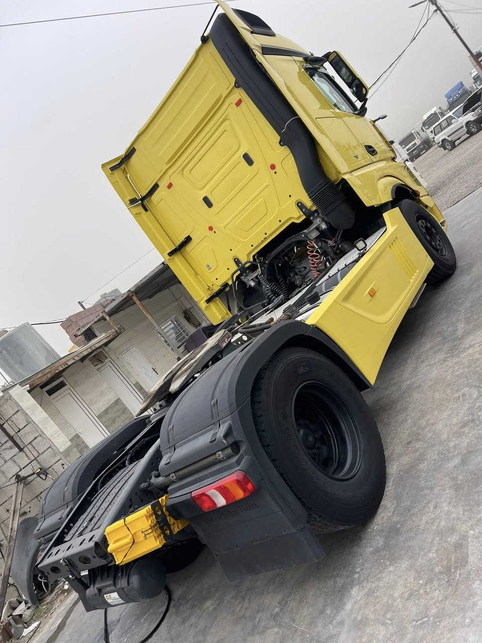 actros. 2016.   1843.  سيارة جديد فول مواصفات عنوان السليمانية سعر نهاية.  275.  $.   ***********
