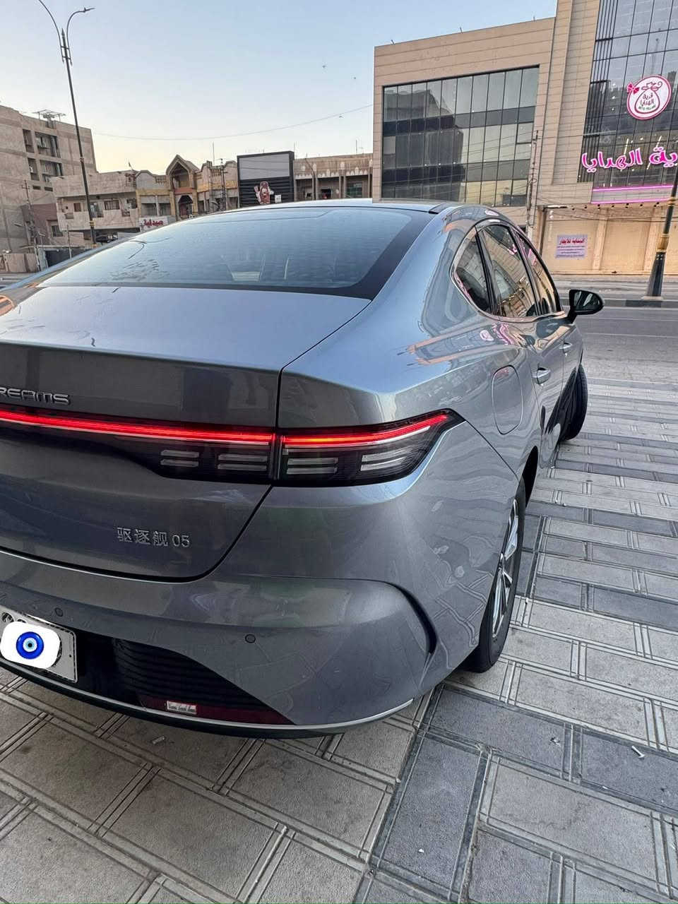 السلام عليكم  BYD Destroyer 05 للبيع  (بحالة الزيرو) 
ماشبه  (  1  ) الاف فقط 
​السيارة جديد جداً وبحالة الوكالة.
• ​الموديل: 2025 لون مميز 
• ​الرقم: بغداد (دولي) 
• ⁠باسمي، والتحويل ثاني يوم.
• ​الحالة: مكفولة كفالة عامة 
• ⁠من كل شيء، فقط زلغ بسيط بالدعامية من جوه (غير واضح).
• ​الإضافات: السيارة كاملة مكمله (، أرضيات حوضية وتطبيقات جاهزة) 
• ⁠وما تحتاج أي صرف. 
• ⁠الموقع بغداد الكرخ 
 ***********  تحياتي
