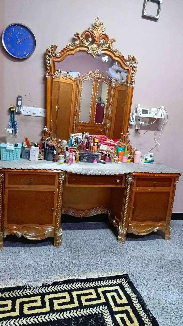 اثاث بيت كامل للبيع الشراي يجي خاص مكانهن ياسين خريبط


**إذا كنت صاحب هذا الإعلان وتريد حذفه لأي سبب، رجاءا أرسل رسالة إلى الدعم الفني**